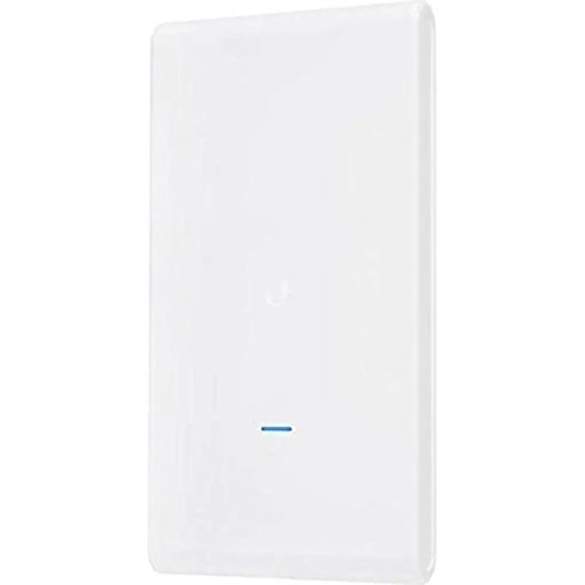 UAP-AC-M-PRO - نقطة وصول يوبي كيويتي - SafeBox Company - شركة الصندوق الامن