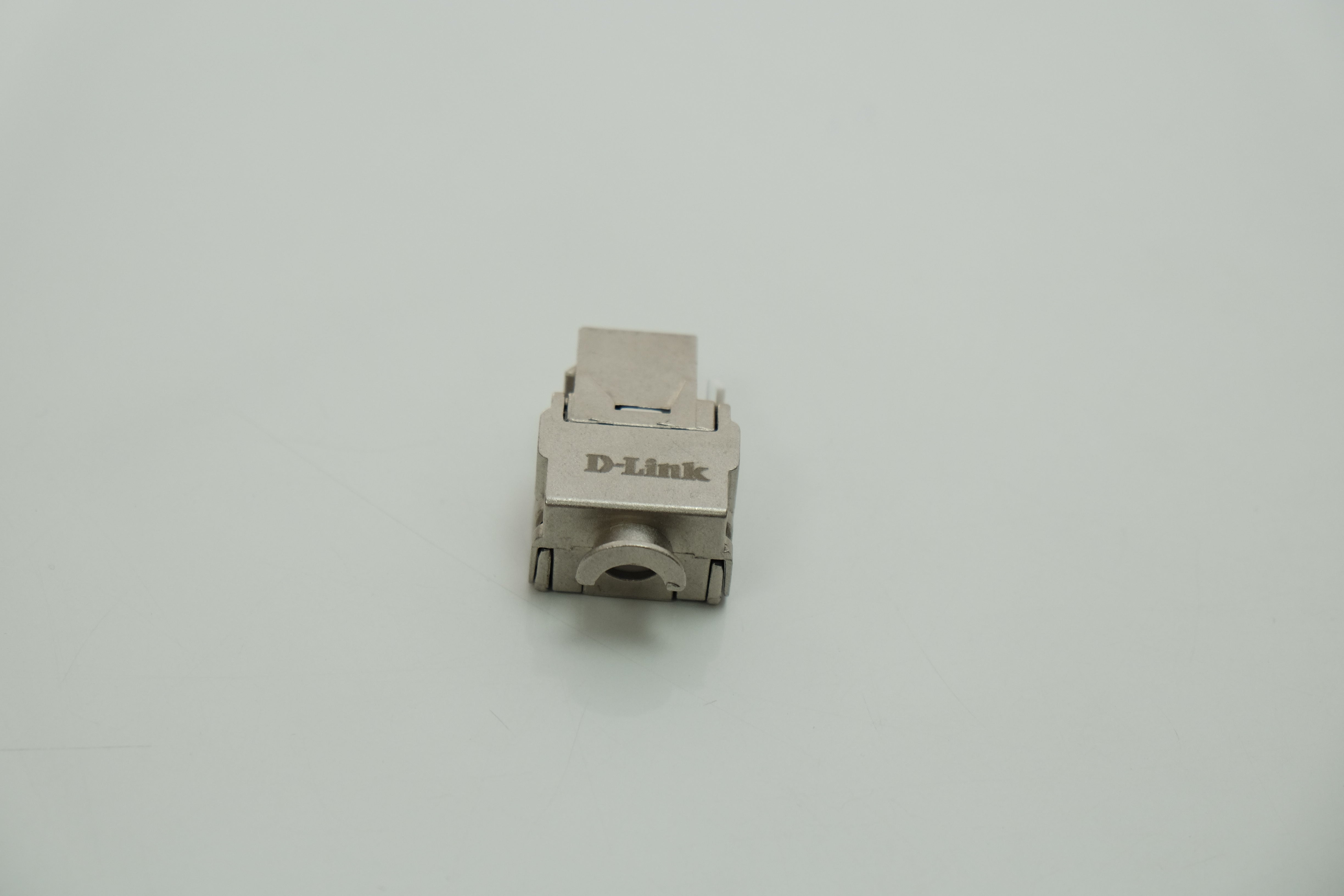 NKJ-C6SMET2B21-دي لينك